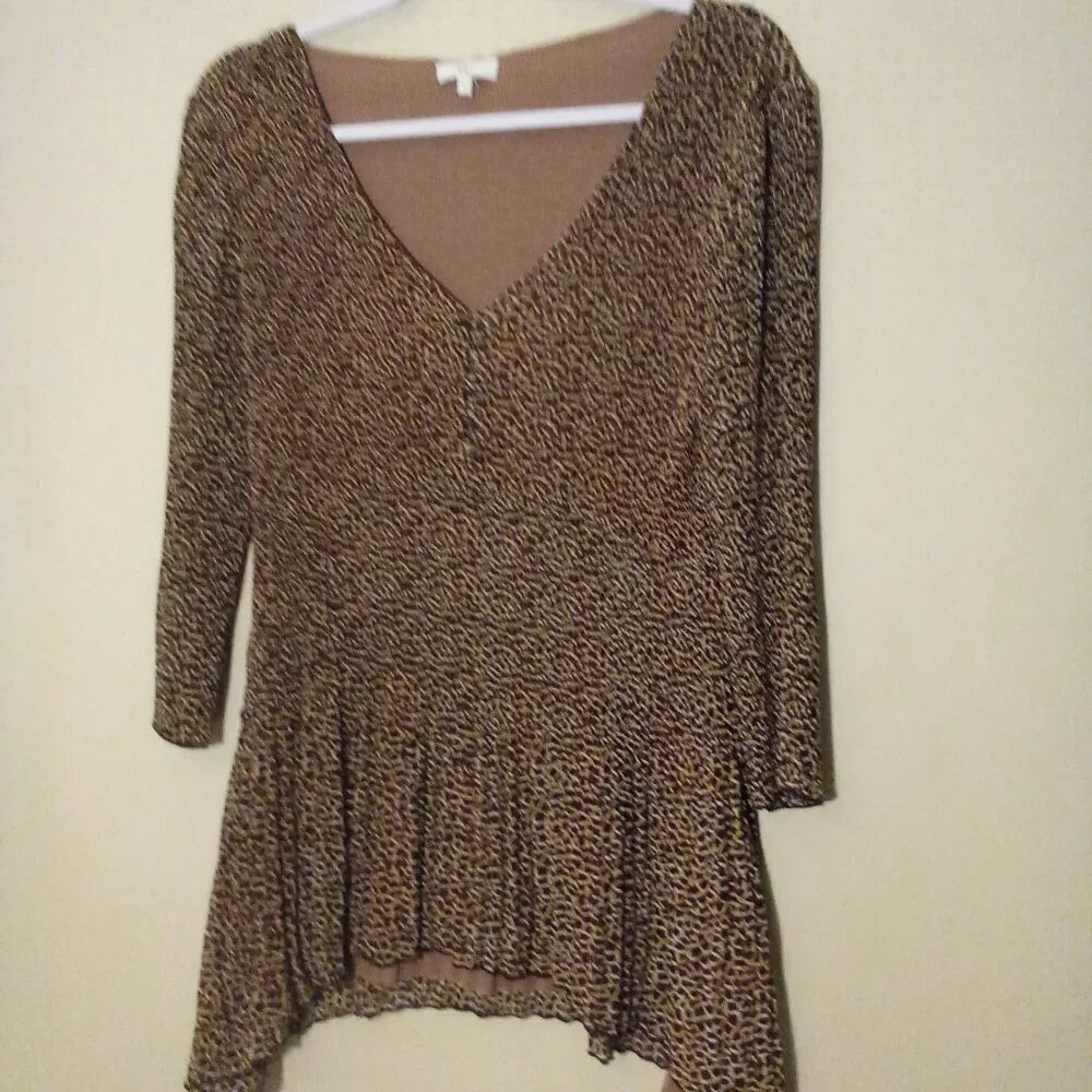CC Blouse S 3/4 Sleeve Soft Stretch Ribbed Asymmetrical Animal Print Brown Black